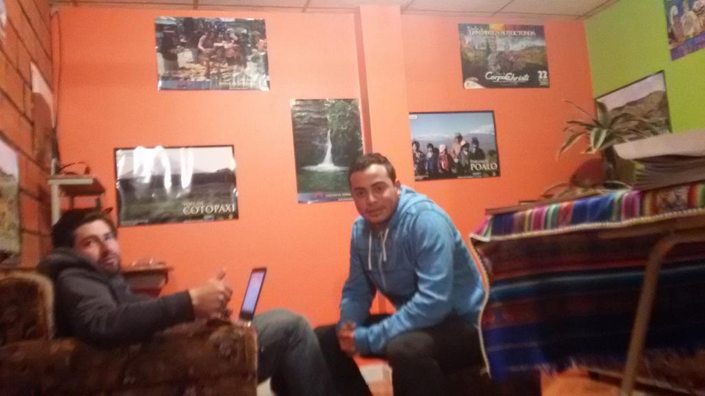 Hostel Sendero De Volcanes Latacunga Luaran gambar