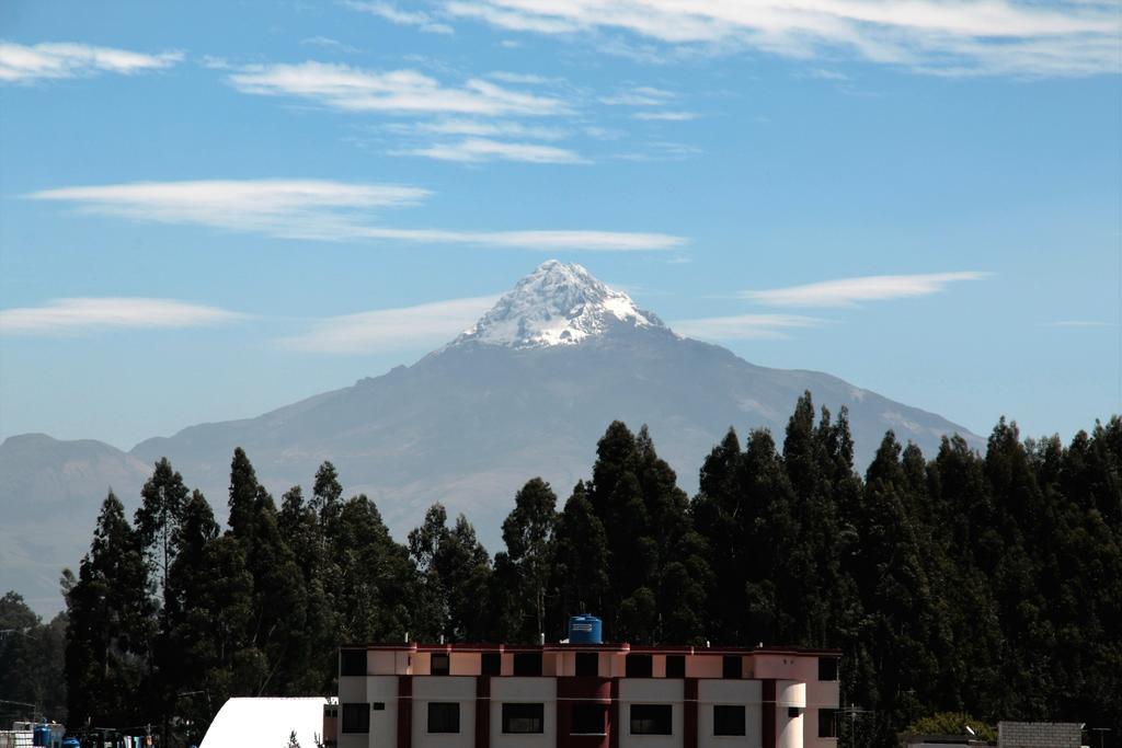 Hostel Sendero De Volcanes Latacunga Luaran gambar